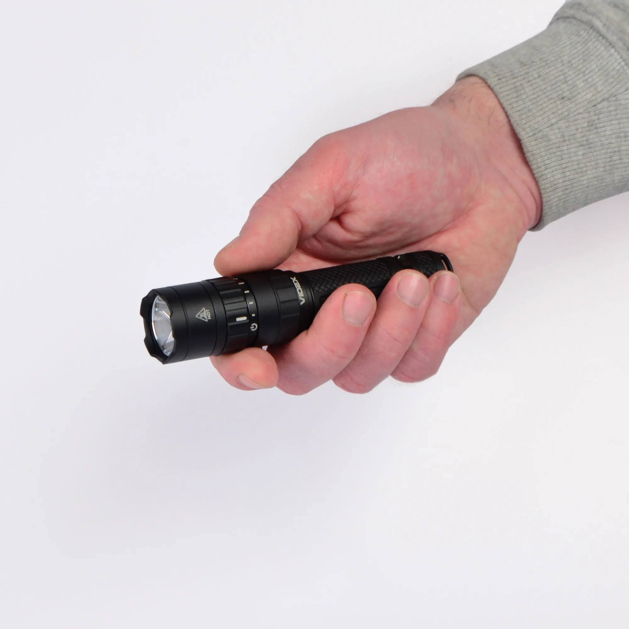 ⭐ Latarka LED przenośna VIDEX 1700Lm 6500K ⭐