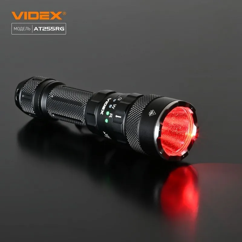 Latarka taktyczna LED VIDEX VLF-AT255RG – intensywne oświetlenie w każdych warunkach