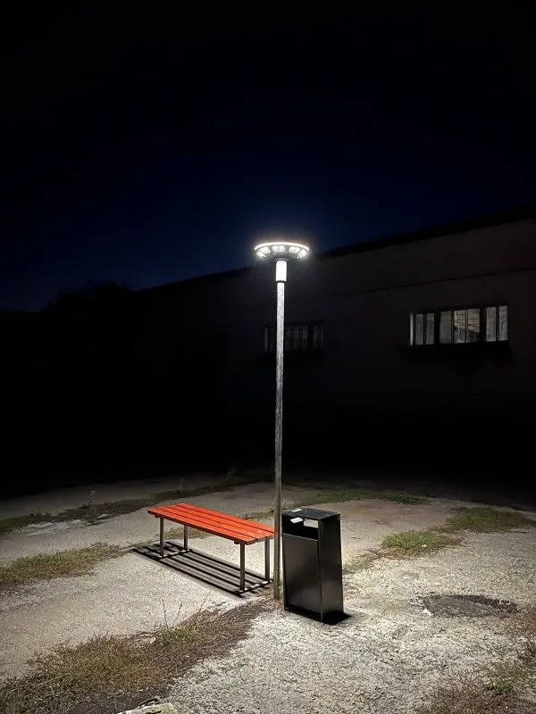 ⭐ LED Solarna Lampa Parkowa z czujnikiem ruchu ⭐