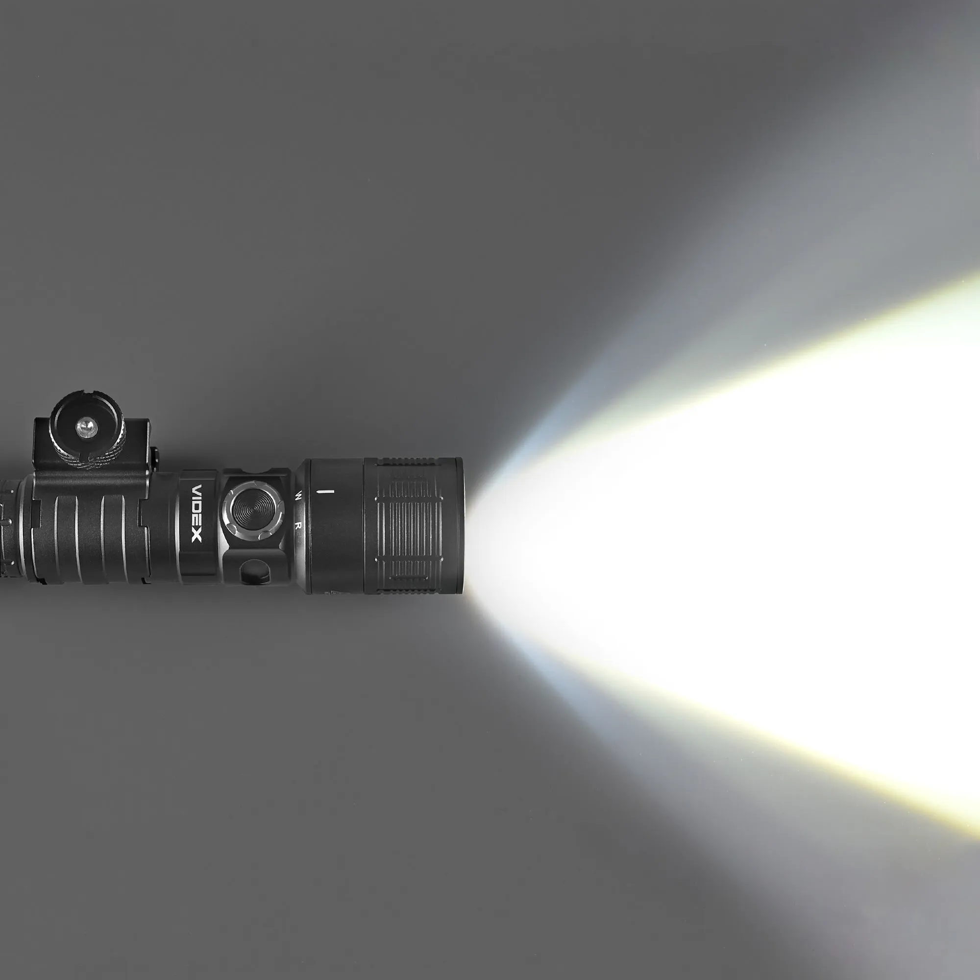 ⭐ Latarka taktyczna LED VIDEX 1000Lm 5000K ⭐