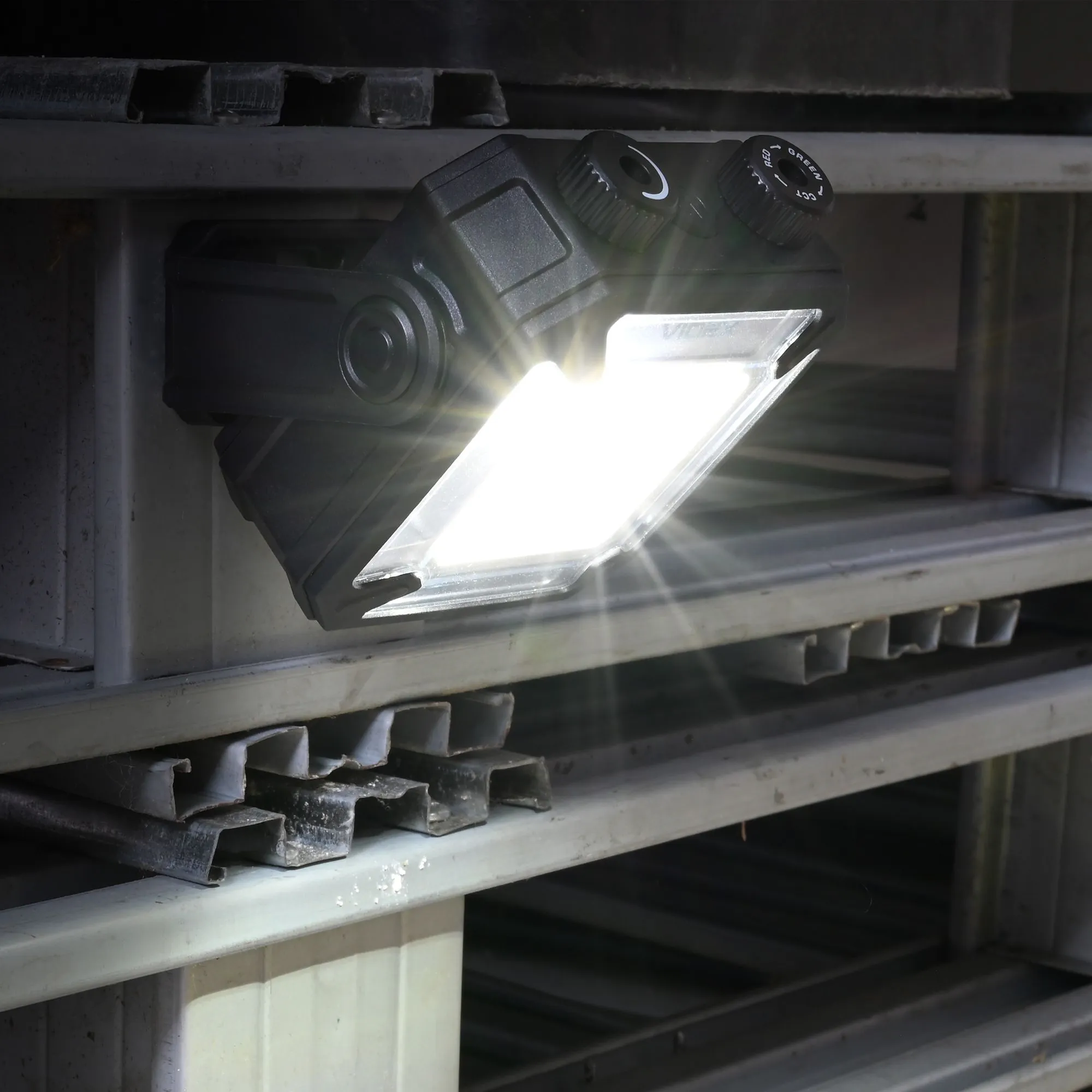 ⭐ Wielofunkcyjna latarka LED zewnętrzna VIDEX 15000Lm 5000K ⭐