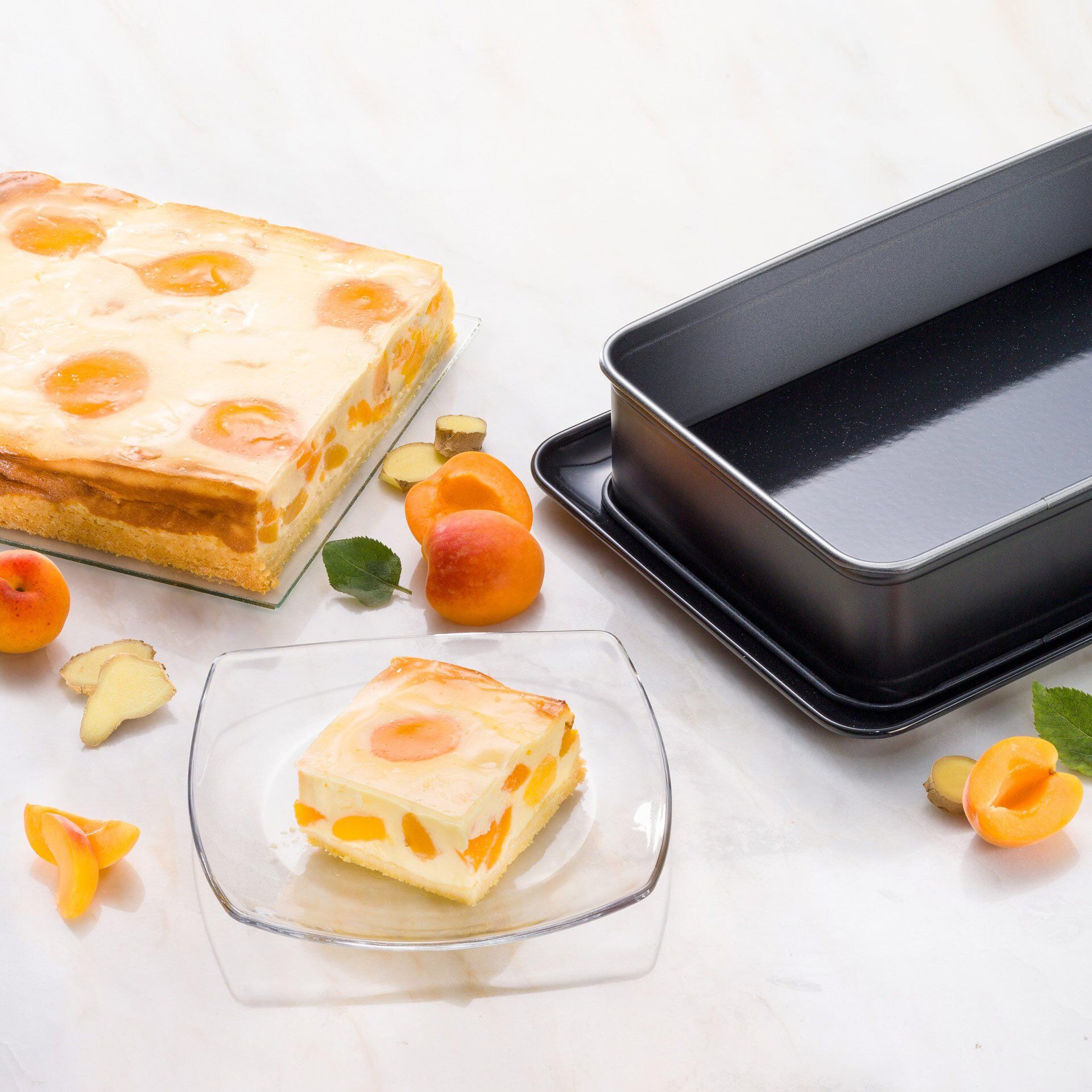 Prostokątna forma do ciasta z emaliowanym dnem - idealna do wypieków