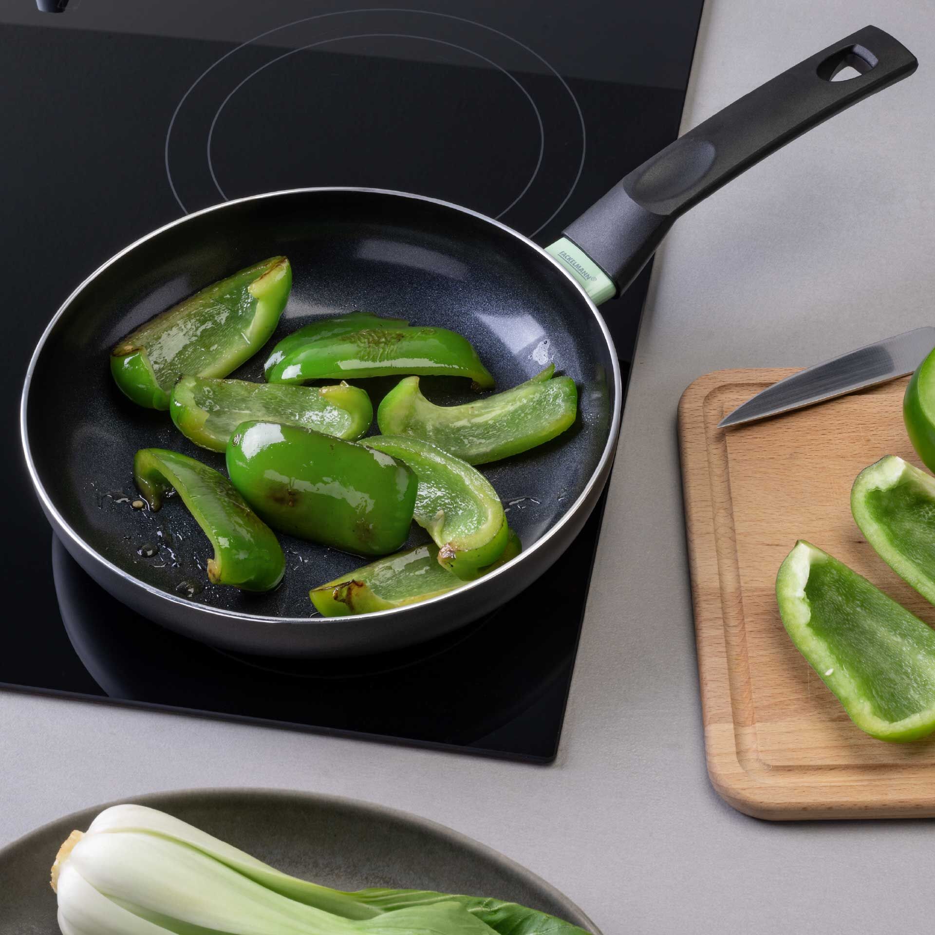 Patelnia ceramiczna Brandao 24 cm – doskonałe właściwości nieprzywierające