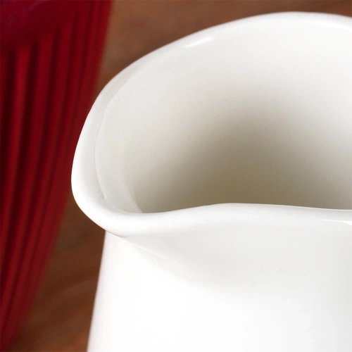 Mlecznik porcelanowy biały 200 ml