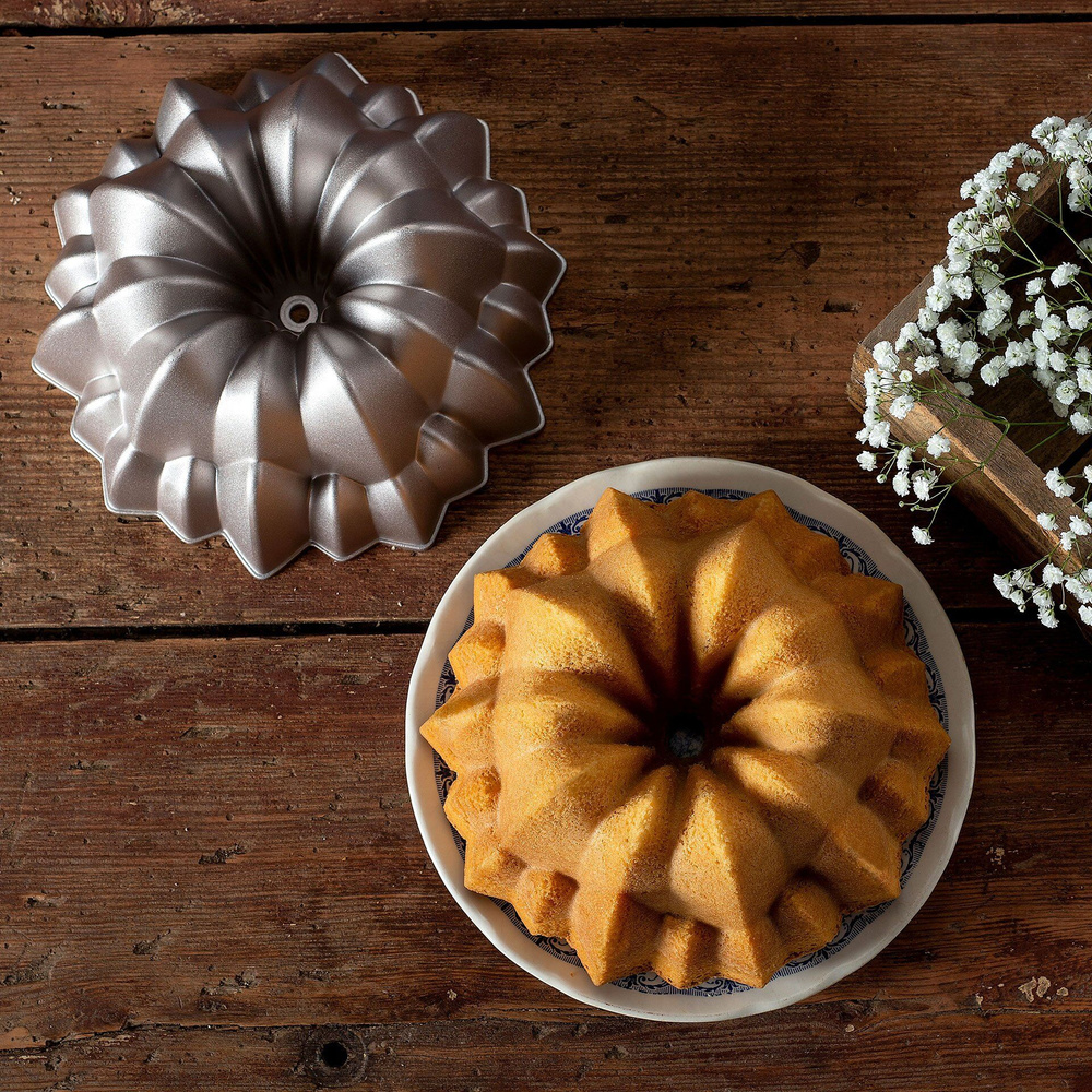 Forma do pieczenia babki, Ø22 cm Dr. Oetker