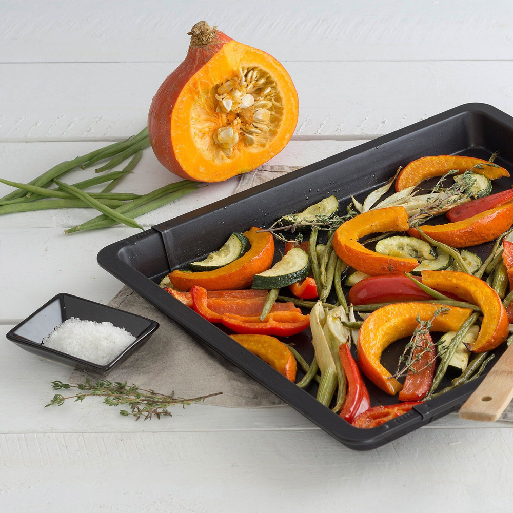 Forma do pieczenia z wysokim brzegiem rozkładaną 37,5-52 cm czarna