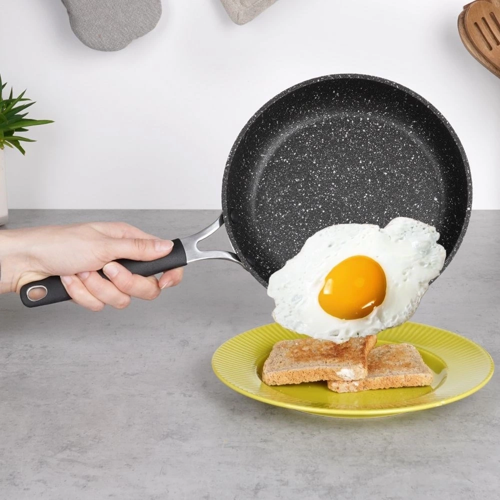 Patelnia granitowa nieprzywierająca STONER 20 cm