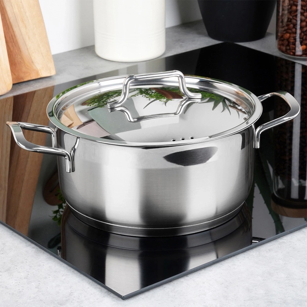 Garnek stalowy z pokrywką ANETT 20 cm, 3 l