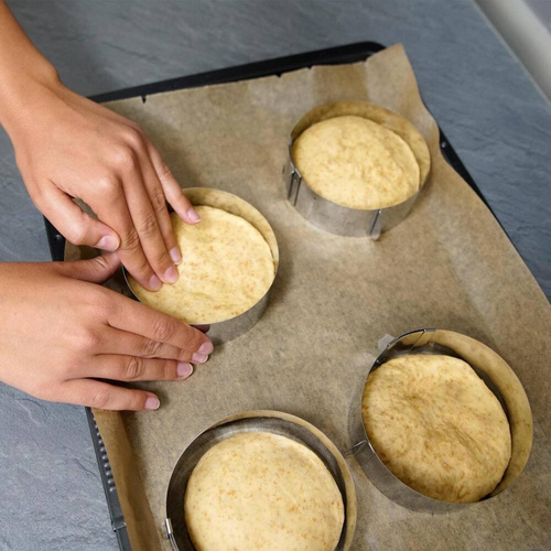 Obręcz regulowane pierścienie deserowe do serwowania ciast deserów bułekFACKELMANN 21601