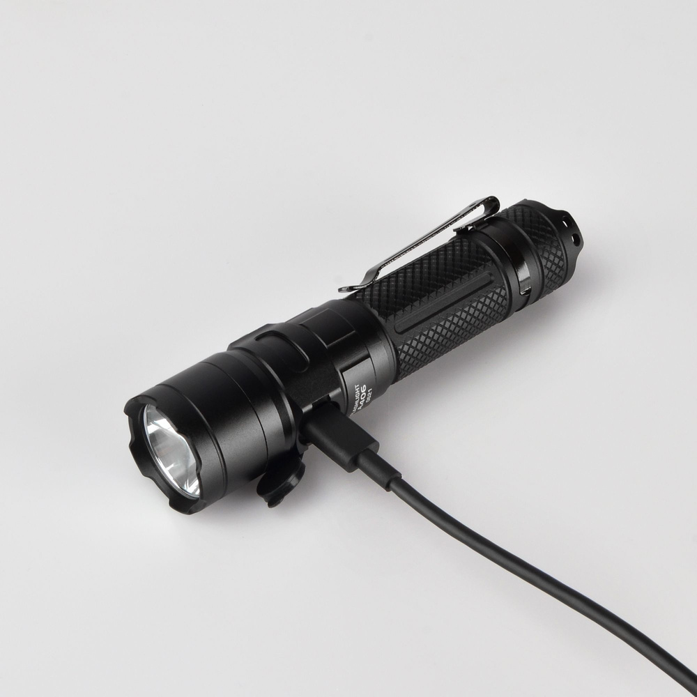 Latarka Videx LED 4000lm IP68 światło dzienne 6500k 6 trybów zasięg 200m