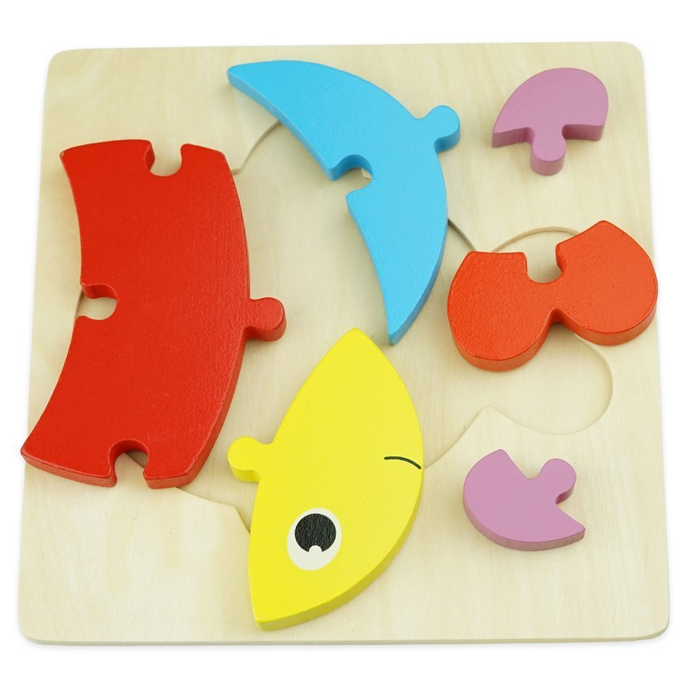 Drewniana kolorowa układanka puzzle rybka
