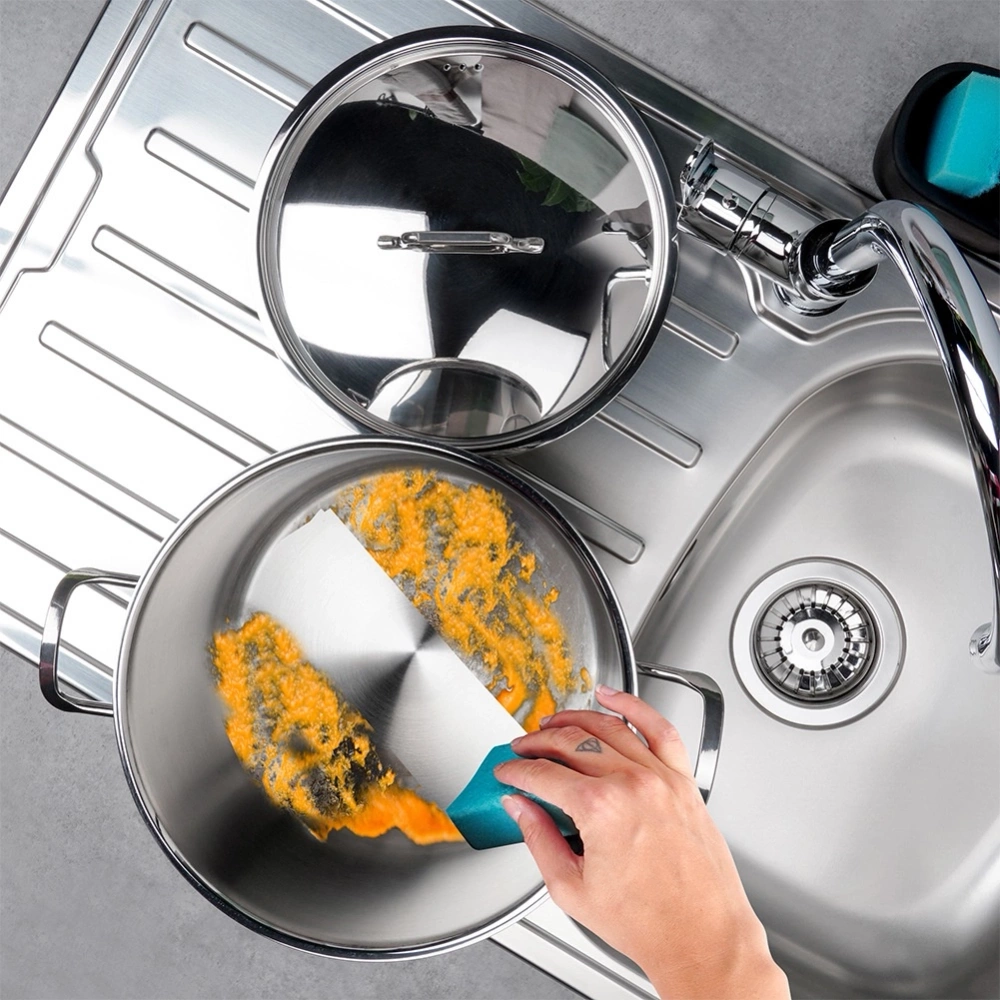 Garnek stalowy z pokrywką ANETT 26 cm, 10 l