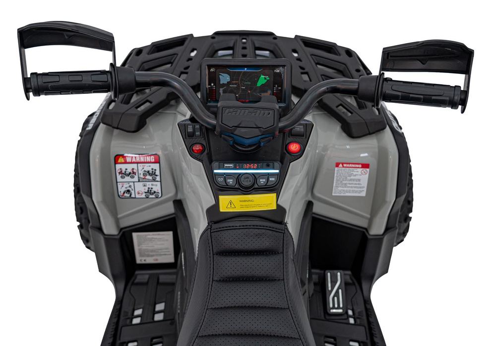 Quad Can Am Outlander ATV z Pilotem Szary