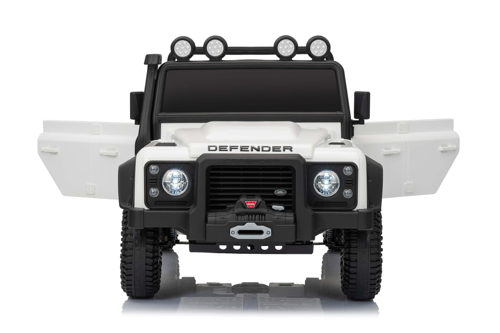Pojazd Land Rover Defender 110 SVX Concept Biały