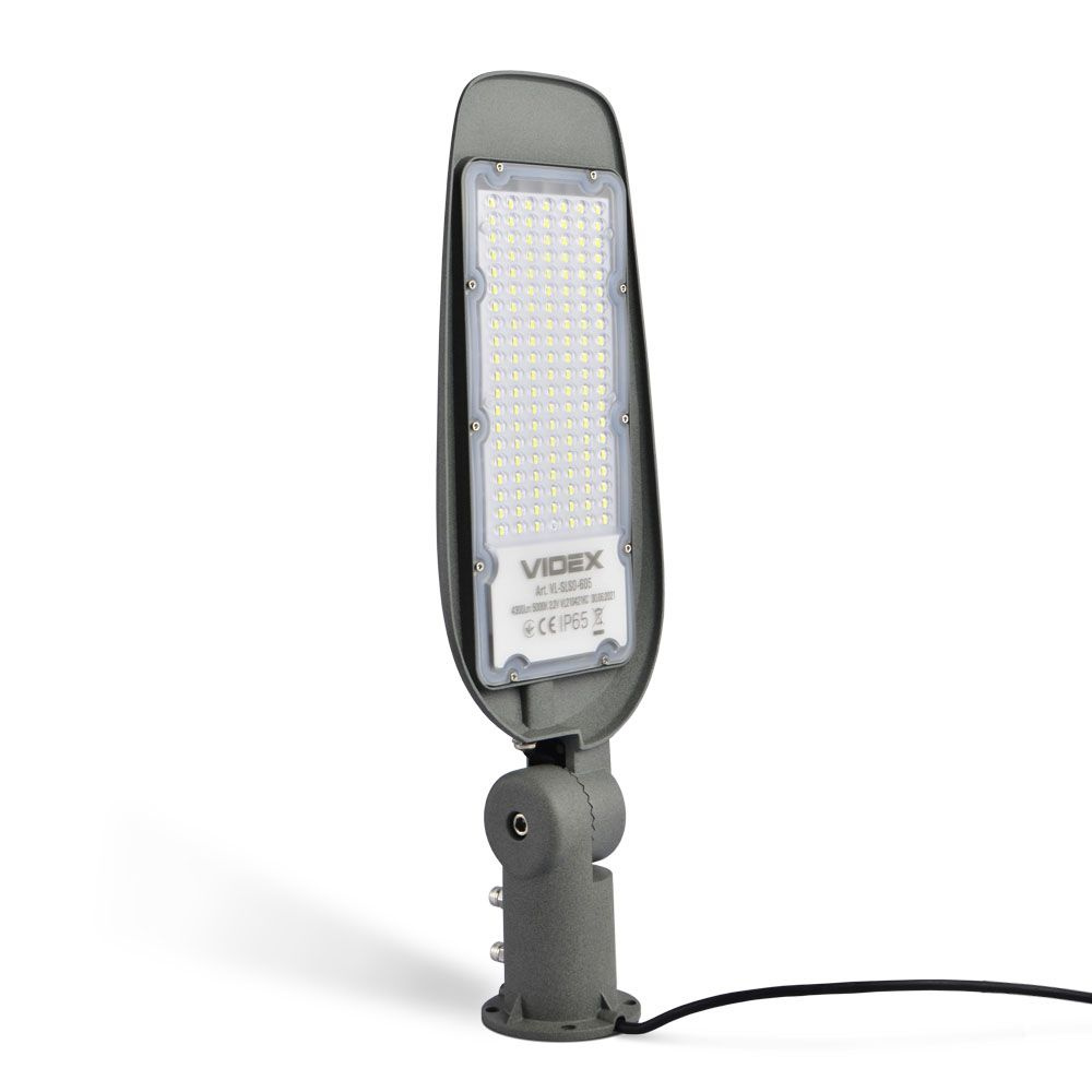 LAMPA ULICZNA VIDEX LED ZEWNĘTRZENA PANEL SŁONECZNY IP65 4300lm + PILOT