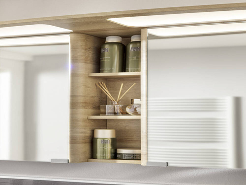 Szafka lustrzana 142 cm z kolekcji Classico w kolorze białym z oświetleniem LED