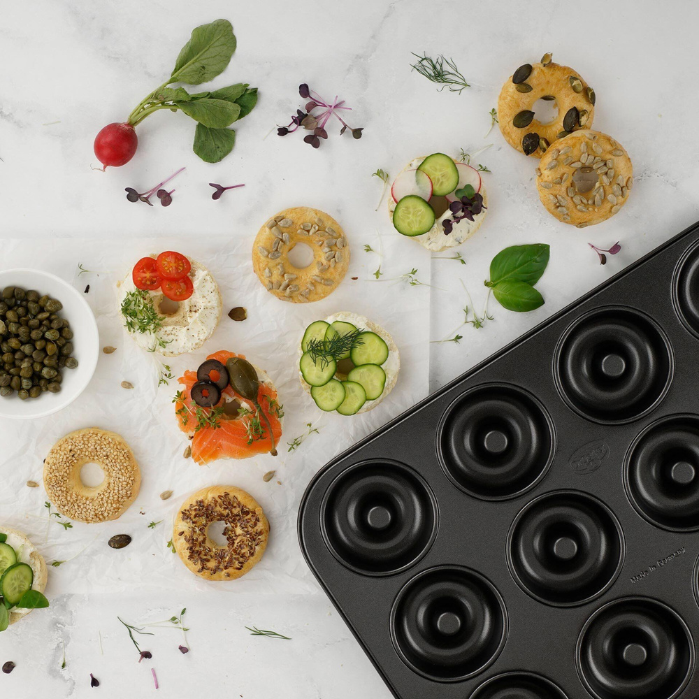 Forma do pieczenia donutów, 12 sztuk Dr. Oetker