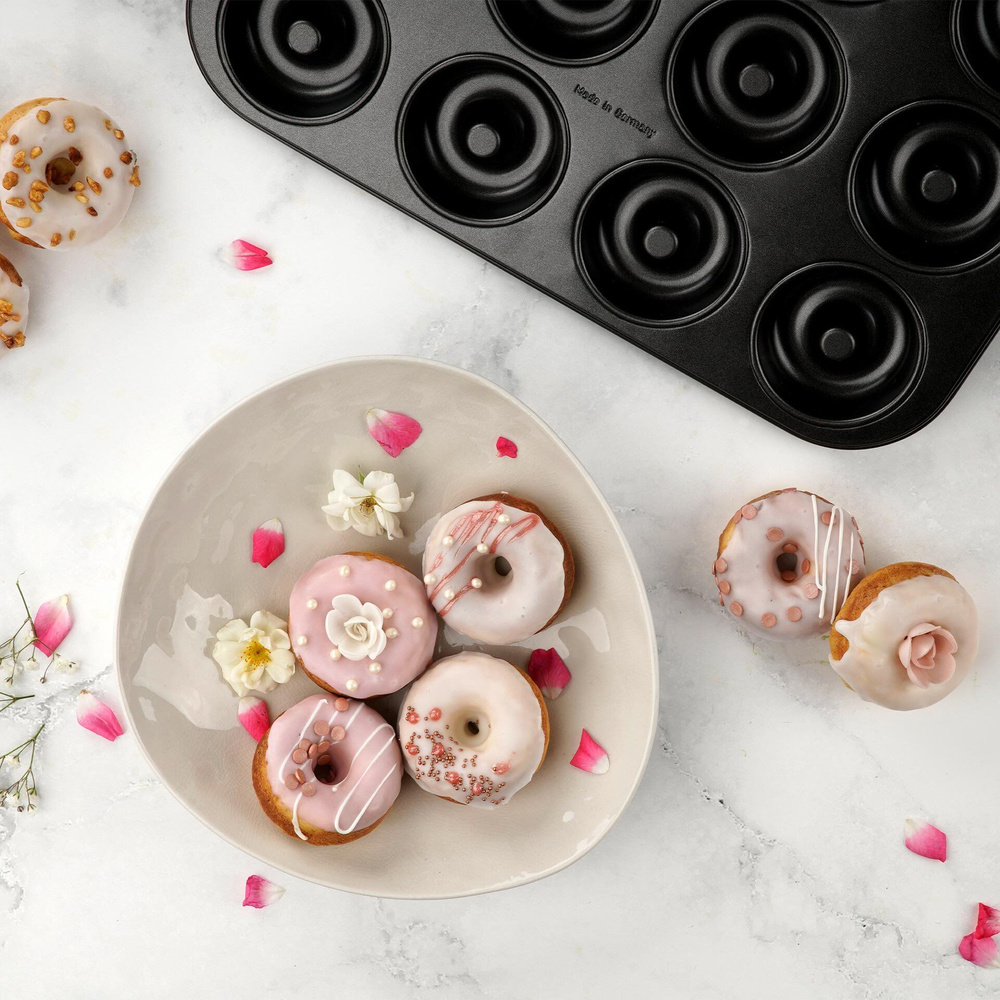 Forma do pieczenia donutów, 12 sztuk Dr. Oetker