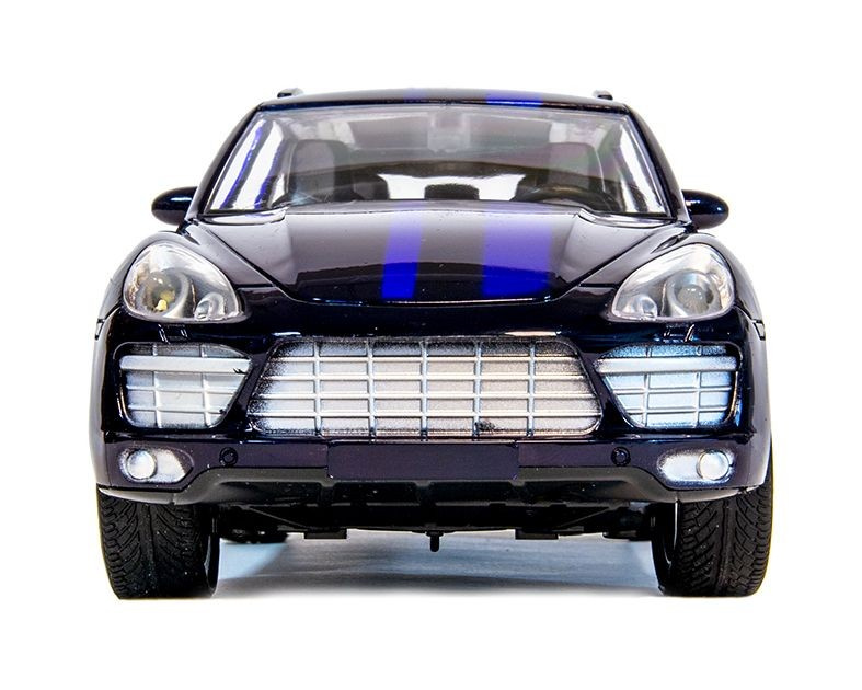 Szybki samochód zdalnie sterowany, niebieska grafika