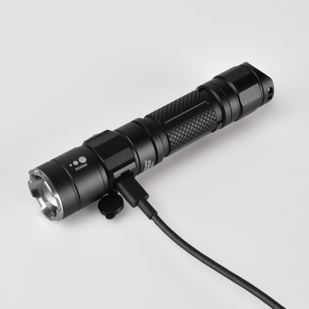 Latarka Videx LED 1200lm IP44 neutralna biel 5000k 8 trybów zasięg 215m