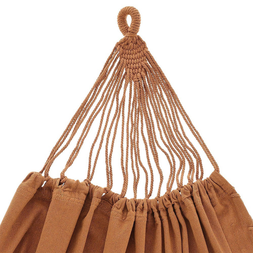 Dwuosobowy hamak ogrodowy z frędzlami w stylu boho BRĄZOWY