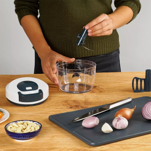 Szatkownica rozdrabniacz ręczny siekacz warzyw cebuli  Fackelmann  27907