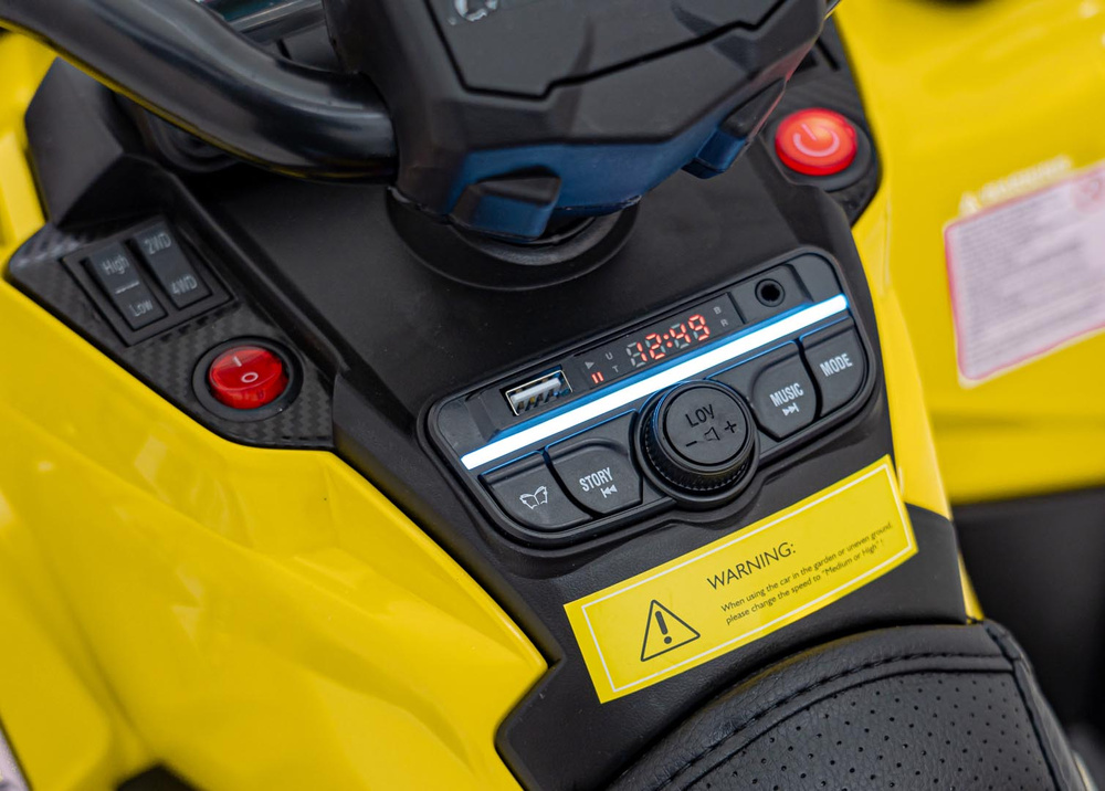 Quad Can Am Outlander ATV z Pilotem Żółty