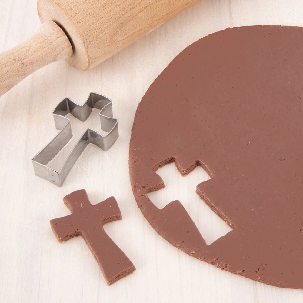 Wykrawacz do ciastek stalowy krzyż 6,4 cm
