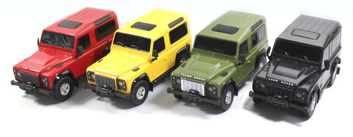 Land Rover Defender skala 1:24 Rastar 78500 samochód sterowany czerwony