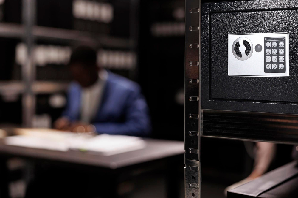 Sejf domowy biurowy zamek elektroniczny szyfrowy kluczyk kod XXL 35x25x25 cm