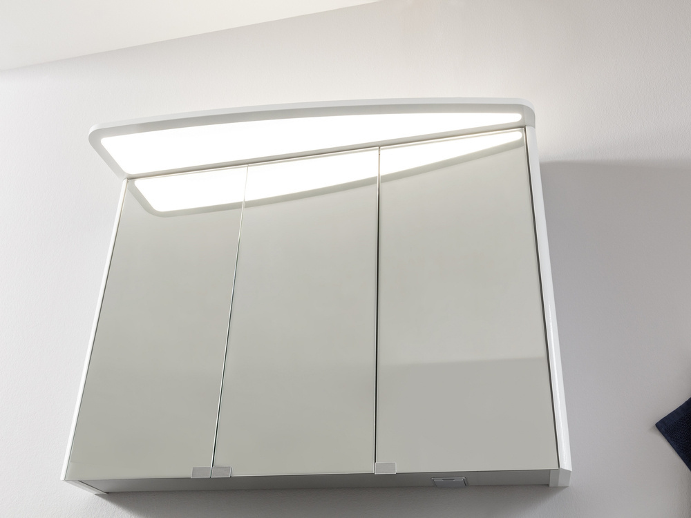 Szafka lustrzana 104,8 cm z kolekcji Classico w kolorze ciemny dąb z oświetleniem LED