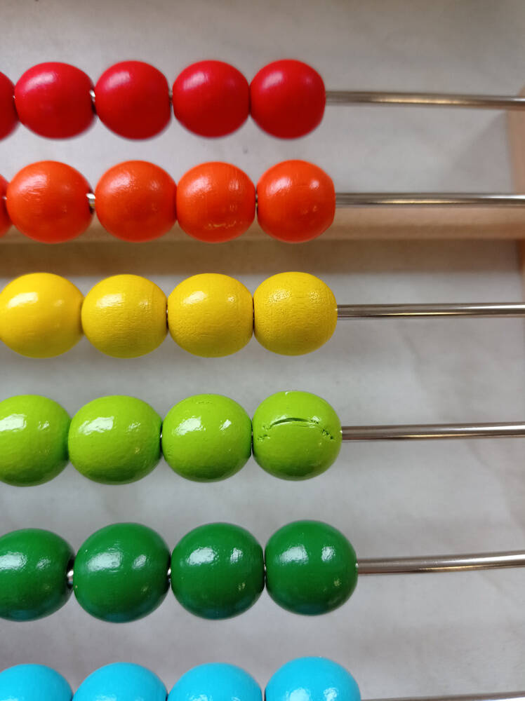 Drewniane liczydło edukacyjne kolorowe do nauki w szkole OUTLET