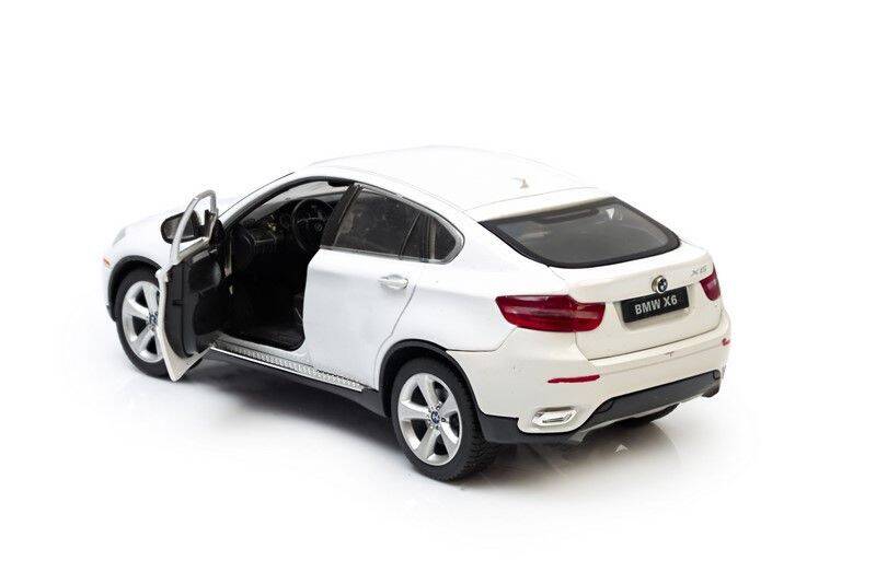 BMW X6 41500 1:24 biały