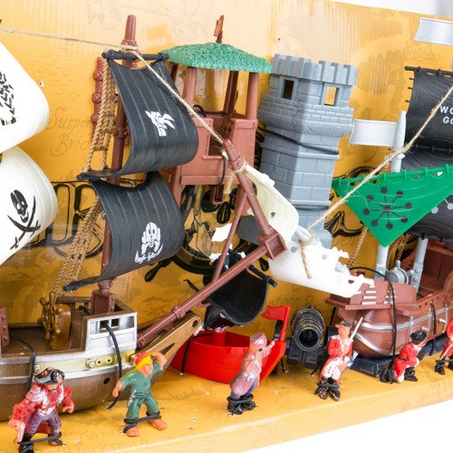 OUTLET Zestaw dla małych piratów - statki i figurki piratów 